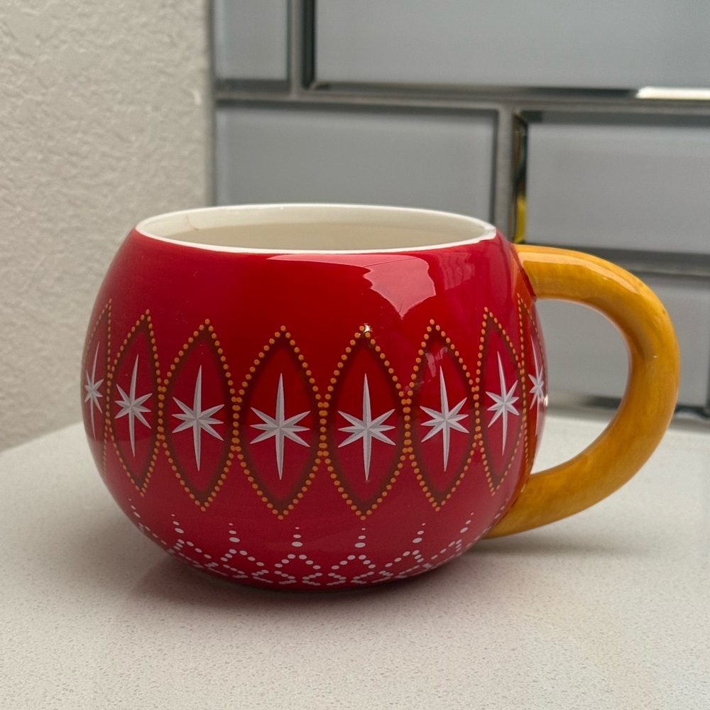 Harry & David Holiday Christmas Mug Red and White Starburst Pattern Ceramic - Picture 2 of 10